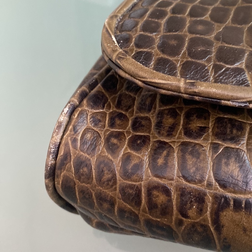 ANN Taylor Leather Baguette Top Handle Bag with Gold Chain Strap - Picture 11 of 12